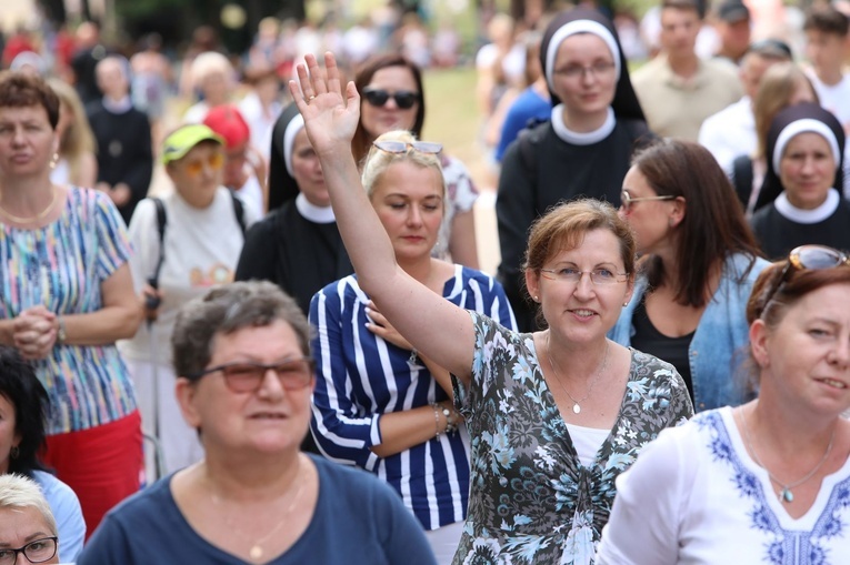 Wszytskie panie zaproszone są na pielgrzymkę na Jasną Górę.