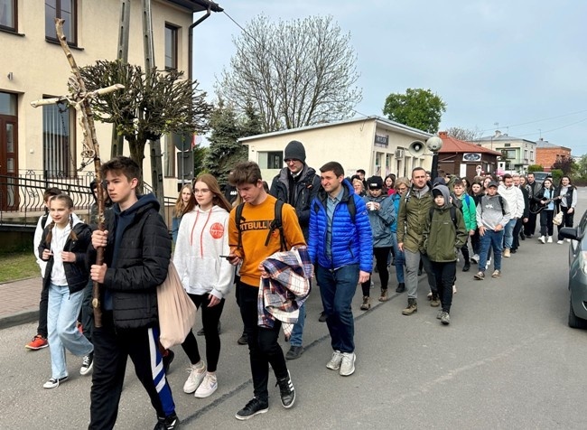 Piesza pielgrzymka z Solca nad Wisłą do Piotrawina