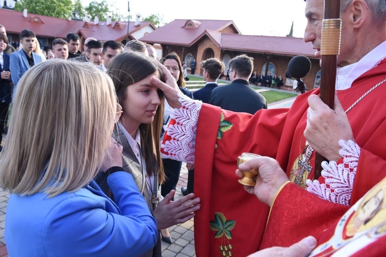 Bierzmowanie w Szczepanowie