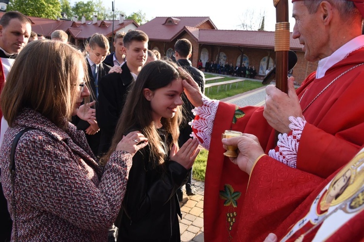 Bierzmowanie w Szczepanowie