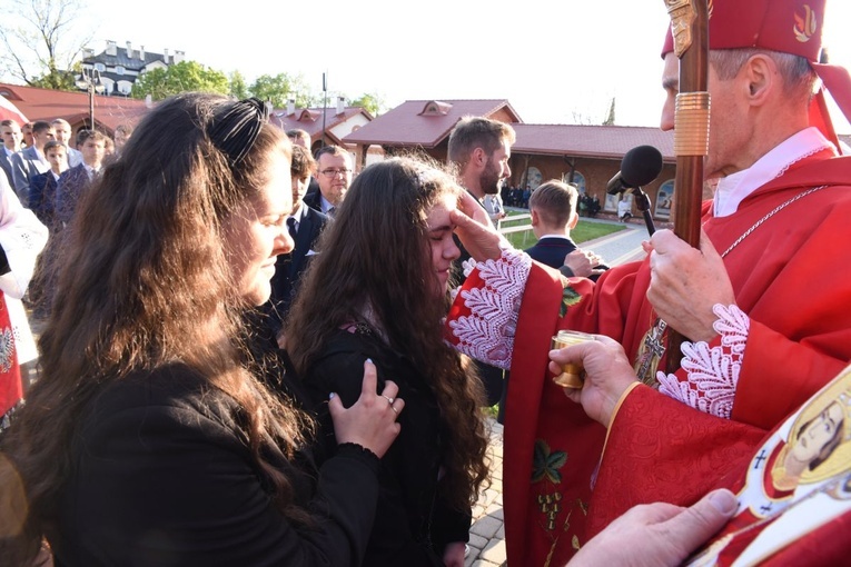 Bierzmowanie w Szczepanowie