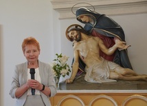 Trzebnica. O tajemnicach uszu, rzęsach i historii w zębach zapisanej