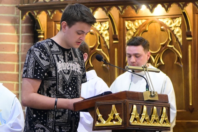 Pielgrzymka ósmoklasistów do Gietrzwałdu