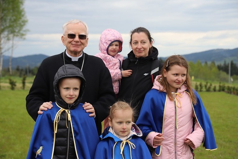 Majówka dzieci w Krzeczowie 2023