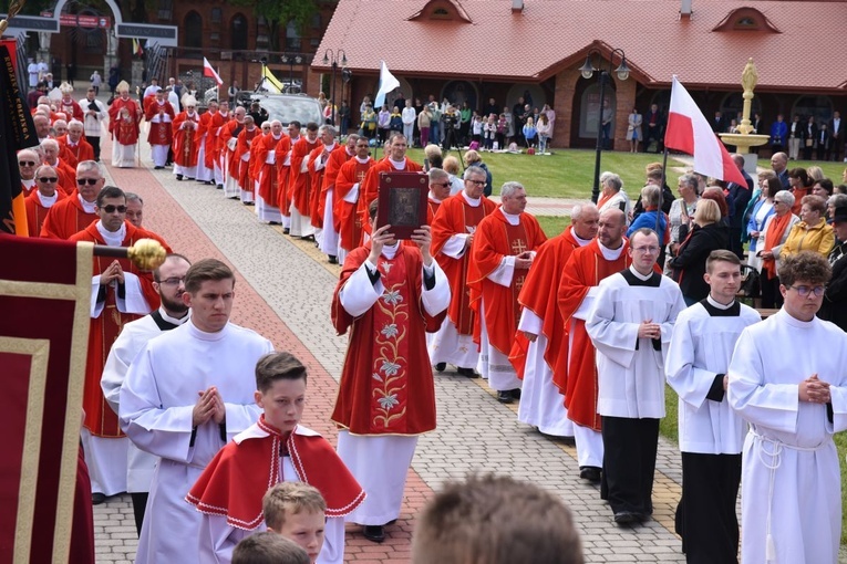 Kardynał Müller w Szczepanowie 