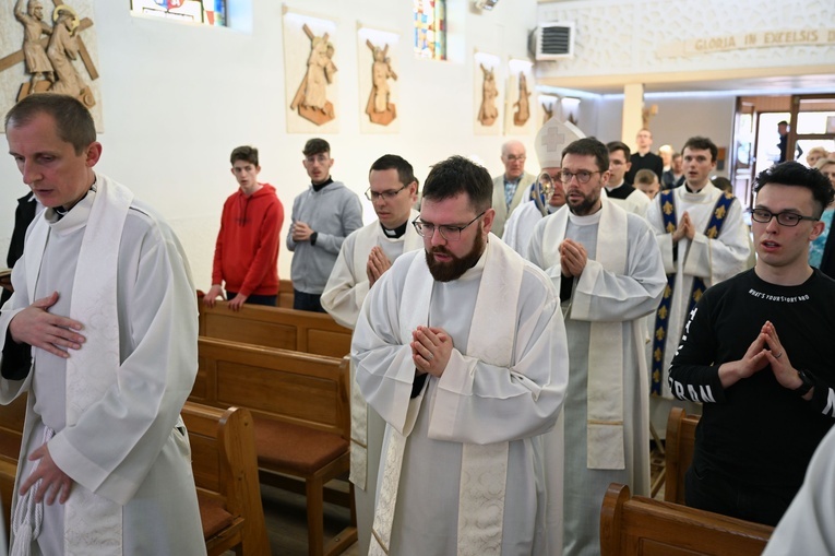 Obrzęd kandydatury alumnów przed diakonatem