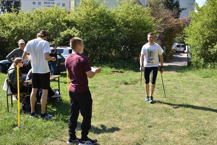 Biegli i maszerowali dla Maryi w oliwskich lasach