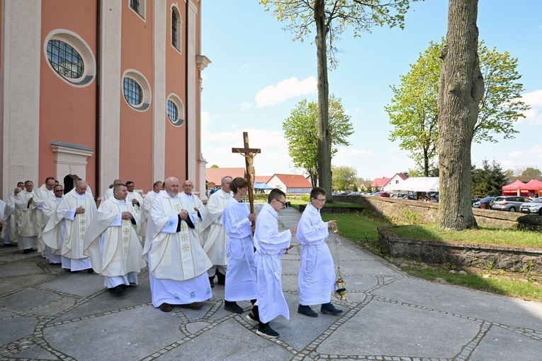 Pielgrzymka Żywego Różańca do Skrzatusza