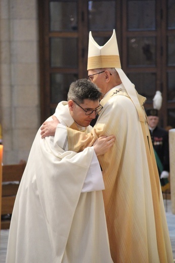 Święcenia kapłańskie w Katowicach