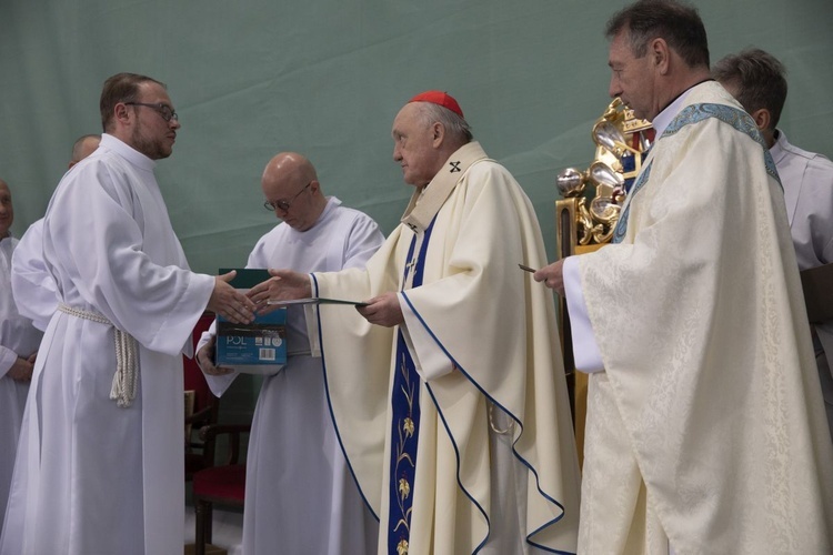 Nadzwyczajni szafarze Komunii św.