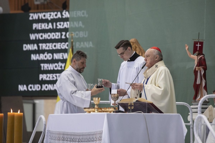 Nadzwyczajni szafarze Komunii św.