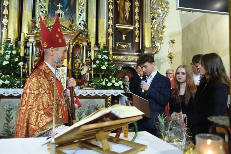 Bierzmowanie u św. Elżbiety w Starym Sączu