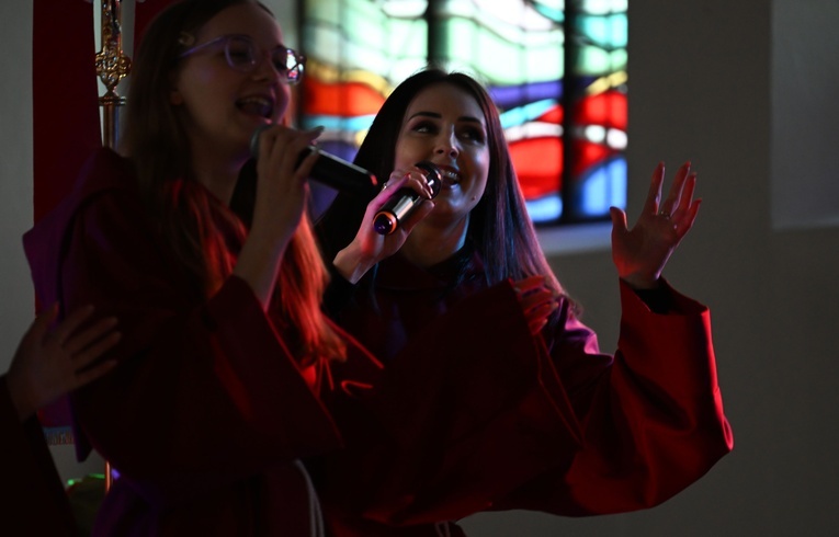 Spektakl muzyczny w Ustroniu Morskim