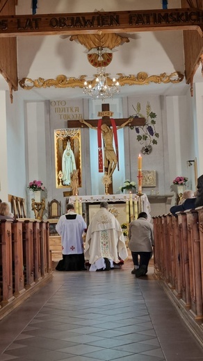 Z Maryją i dla Maryi