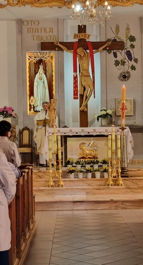 Z Maryją i dla Maryi