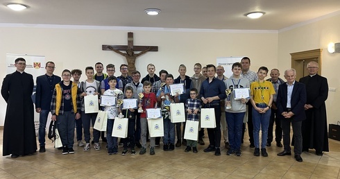 Szachowe mistrzostwa służby liturgicznej