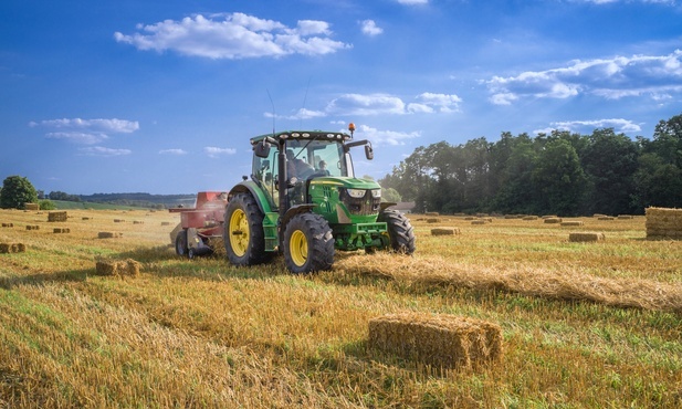 KE zatwierdziła program Polski o wartości 1,3 mld euro, który ma wesprzeć producentów rolnych