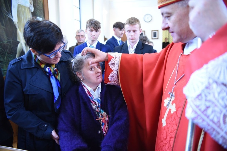 Bierzmowanie niesłyszących i słabosłyszących