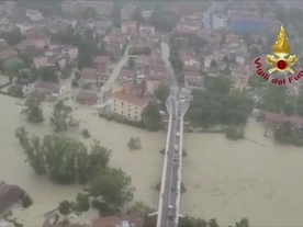 Burmistrz Ceseny: Sytuacja jest katastrofalna. A deszcz nadal leje