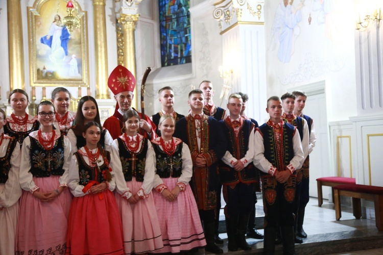 Bierzmowanie w Podegrodziu