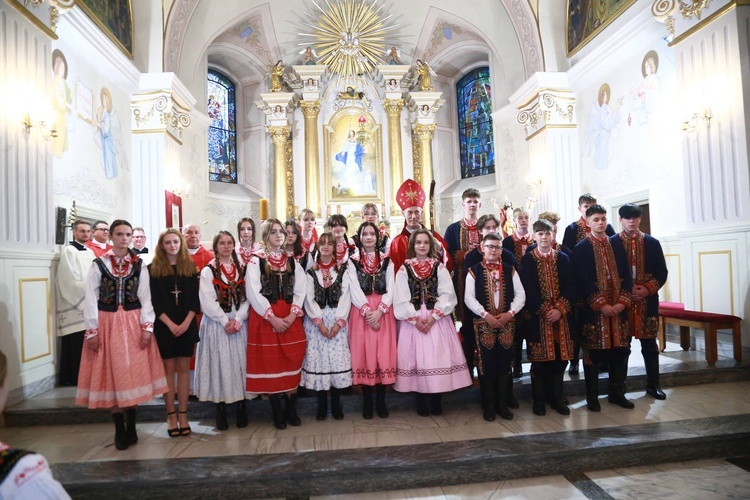 Bierzmowanie w Podegrodziu