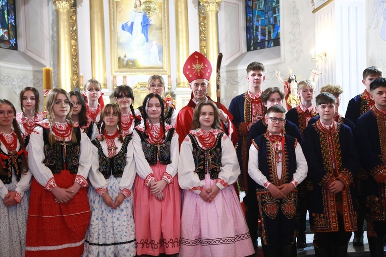 Bierzmowanie w Podegrodziu