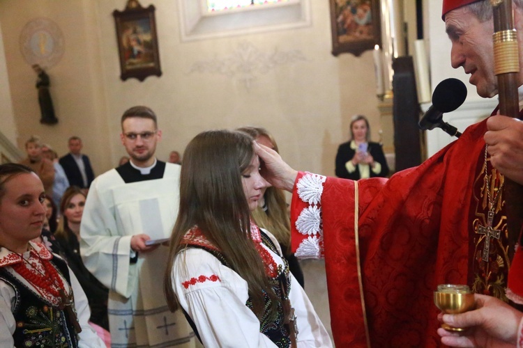 Bierzmowanie w Podegrodziu