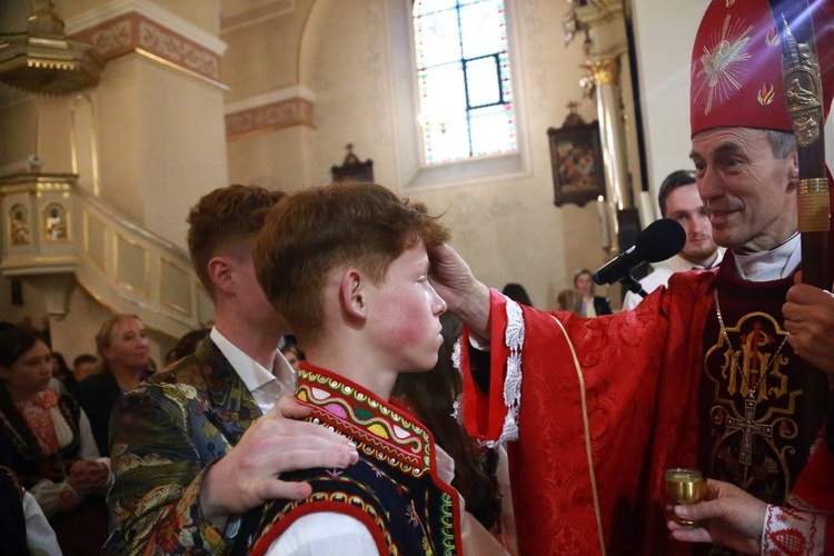 Bierzmowanie w Podegrodziu