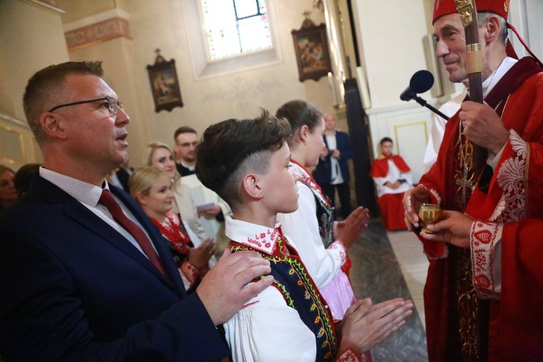 Bierzmowanie w Podegrodziu