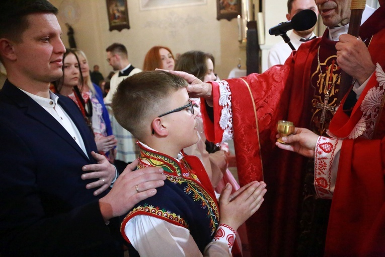 Bierzmowanie w Podegrodziu