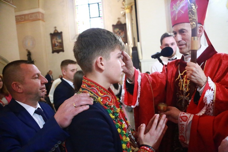 Bierzmowanie w Podegrodziu