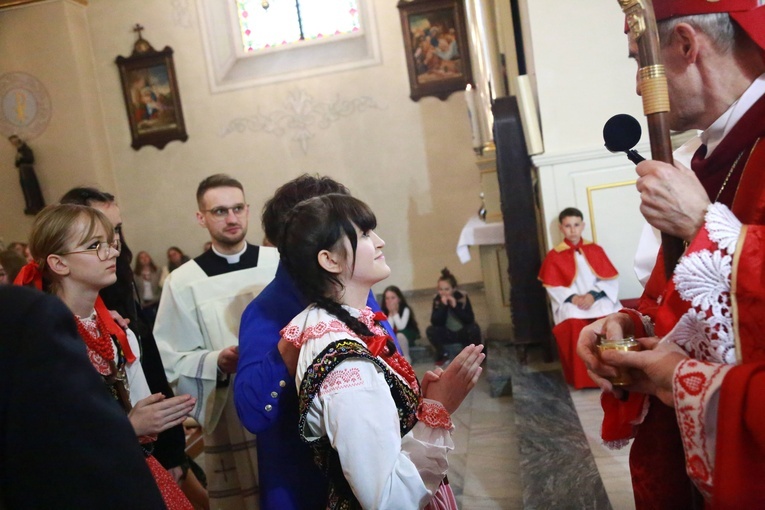 Bierzmowanie w Podegrodziu