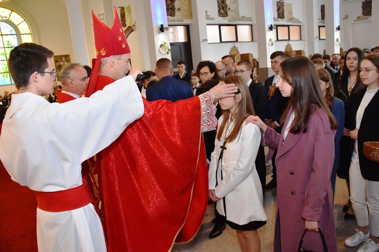 Bierzmowanie w parafii Miłosierdzia Bożego w Starym Sączu