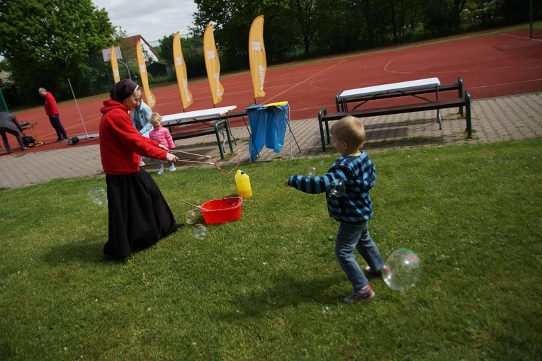 20-lecie SP Caritas w Kotowicach i zjazd SKC