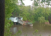Knurów - podwodna restauracja 