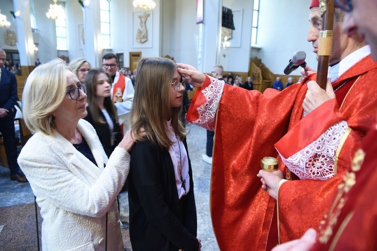 Bierzmowanie w parafii Trójcy Przenajświętszej w Mielcu