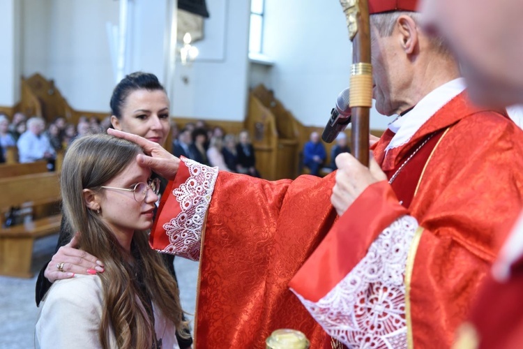 Bierzmowanie w parafii Trójcy Przenajświętszej w Mielcu