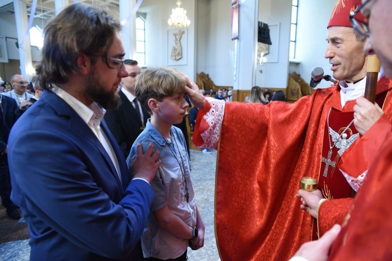 Bierzmowanie w parafii Trójcy Przenajświętszej w Mielcu