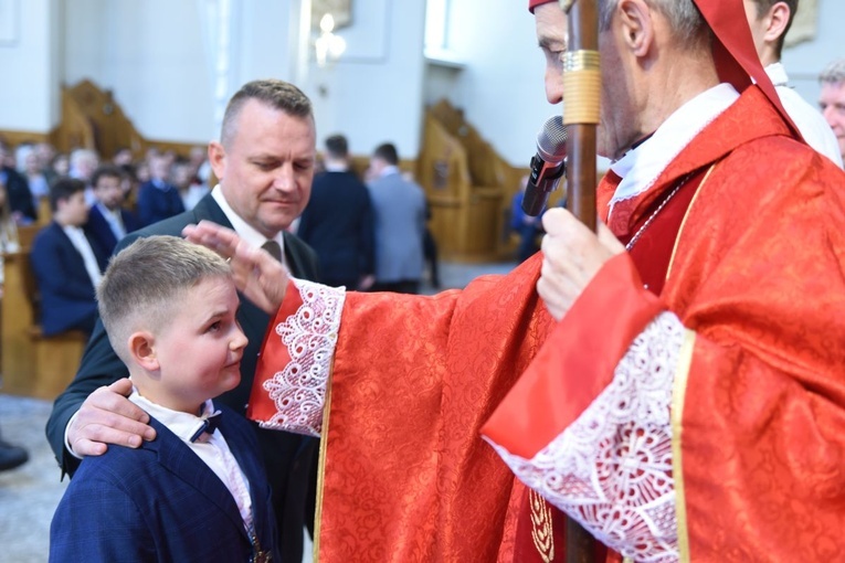 Bierzmowanie w parafii Trójcy Przenajświętszej w Mielcu