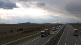 Projekt znoszący opłaty za autostrady zarządzane przez państwo trafił do Sejmu