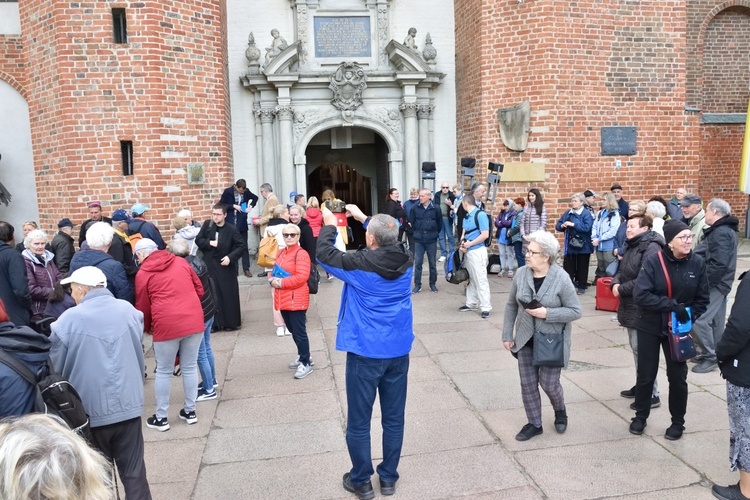 Matka Boża Oliwska w drodze na Kalwarię Wejherowską