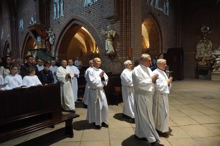 Pielgrzymka rodzin do Matki Bożej Pokornej