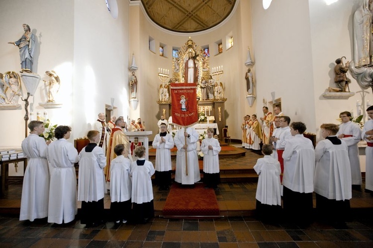 Poświęcenia sznandaru i nowi lektorzy