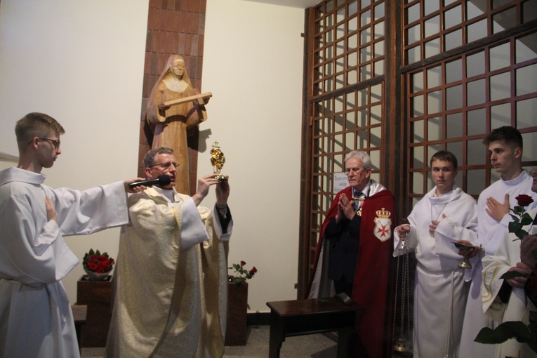 Bochnia. Wprowadzanie relikwii św. Rity do kościoła św. Pawła