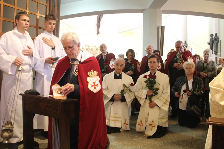 Bochnia. Wprowadzanie relikwii św. Rity do kościoła św. Pawła