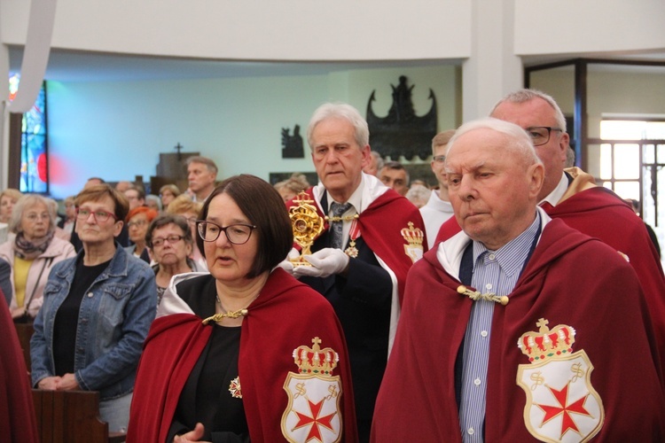 Bochnia. Wprowadzanie relikwii św. Rity do kościoła św. Pawła