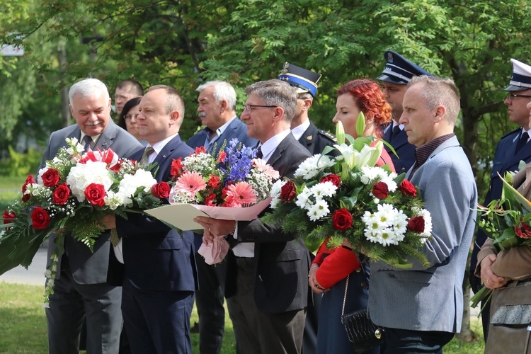 Patron przed hutą Legnica