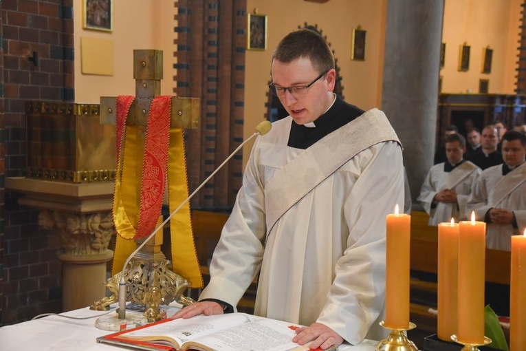 ​Wczoraj złożyli wyznanie wiary, dziś przyjmą święcenia prezbiteratu