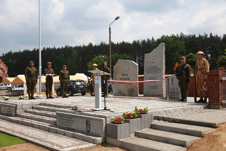 Pomnik żołnierzy Andersa