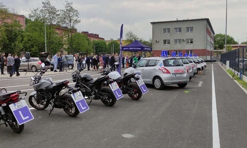 Zawiercie. Otwarto filię WORD. W mieście można już zdawać egzamin na prawo jazdy [ZDJĘCIA]